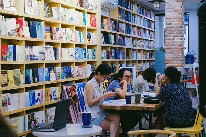 check in cafe nhã nam bookstore